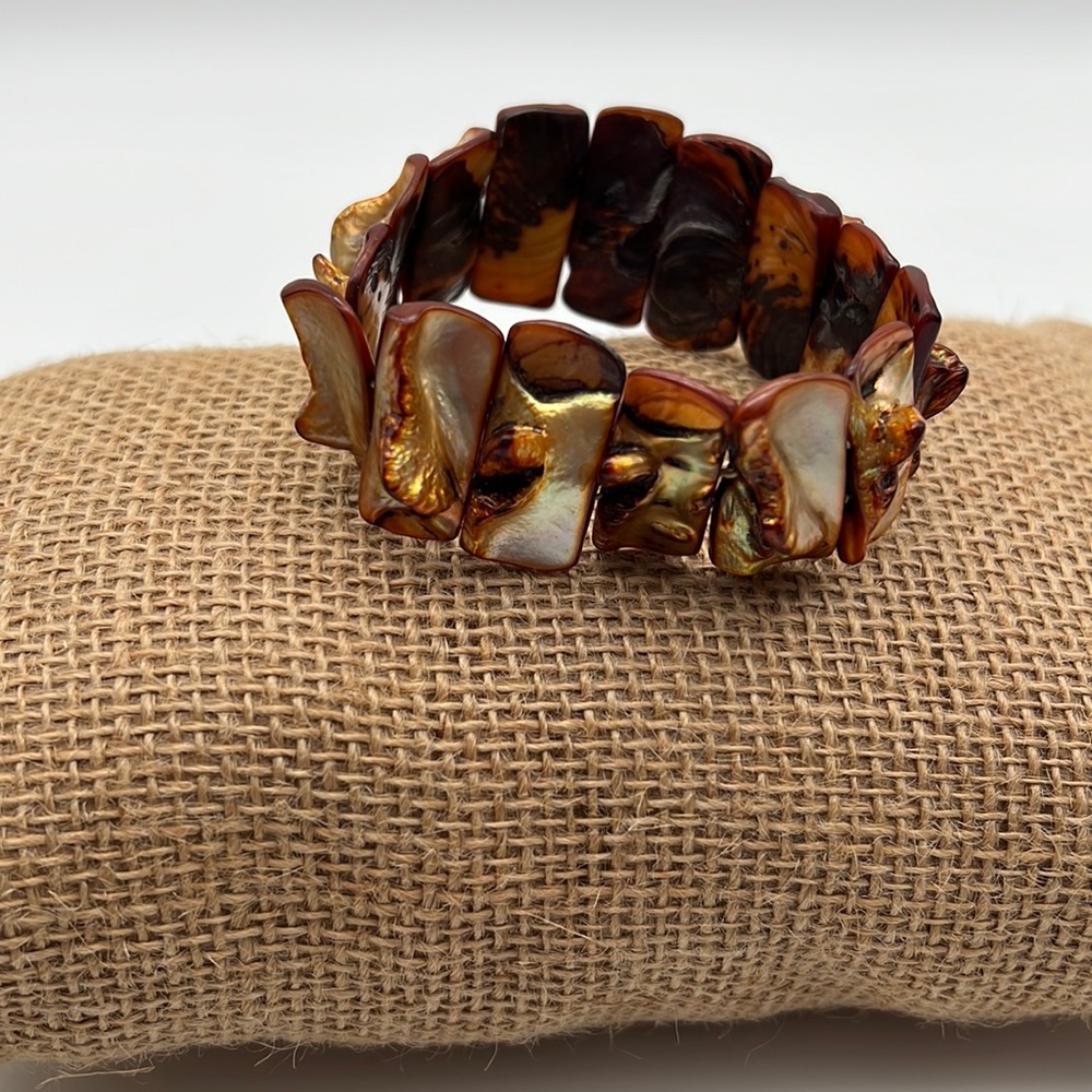 Vintage Dyed Abalone Shell Stretch Bracelet